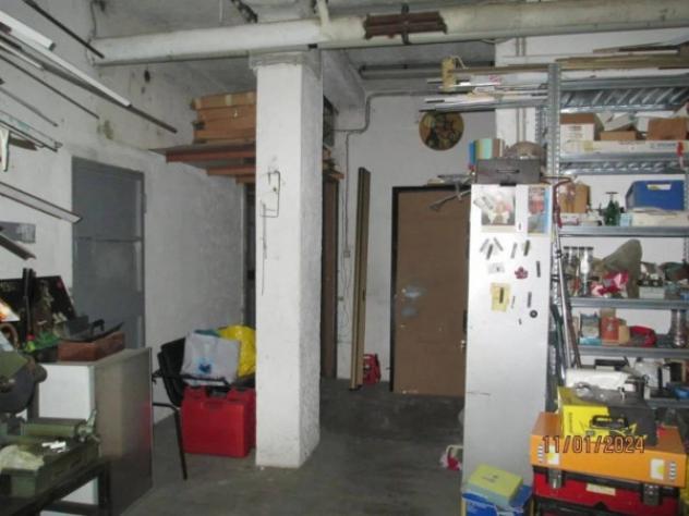 Immobile in asta di 245 m² in vendita a San Donato Milanese - Foto 2