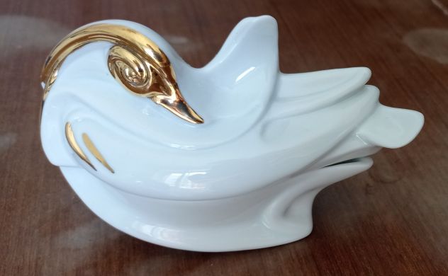 Portagioie Limoges a forma di cigno