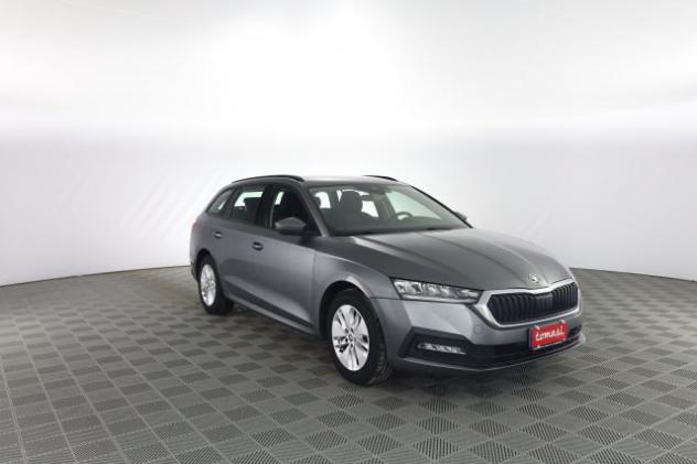 SKODA Octavia Octavia 2.0 TDI EVO SCR DSG Wagon Executive rif. 23697891 - Foto 2