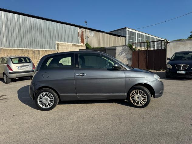 Lancia Ypsilon 1.2 69 CV 5 porte GPL Ecochic Platinum - Foto 5