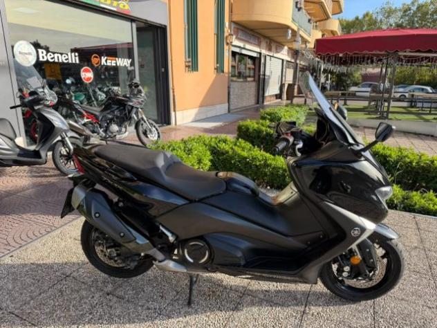 YAMAHA T Max 530 TUTTO INCLUSO ANCHE PASSAGGIO! MINI RATE rif. 24224816 - Foto 10