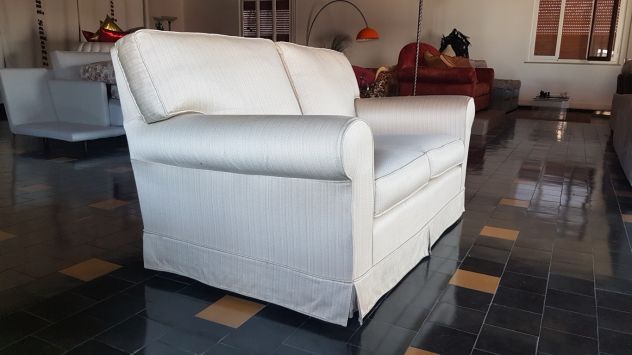 DIVANO 2 POSTI NUOVO IN TESSUTO - FATTO A MANO - Foto 2