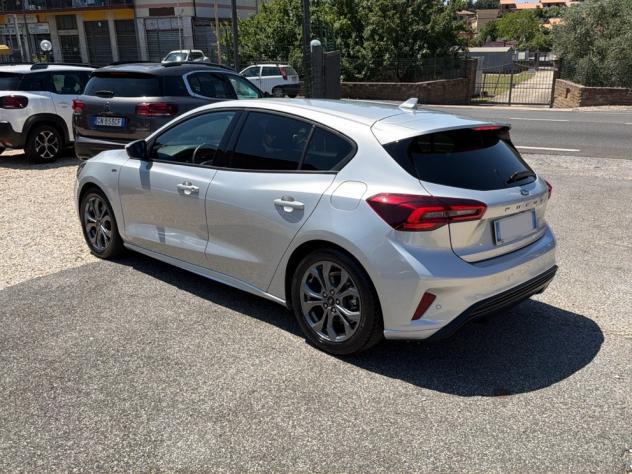 Ford Focus 1.0T EcoBoost Hyb.155cv ST-Line X Auto - Foto 3