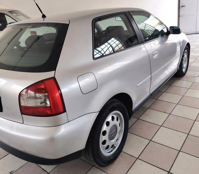 Audi A3 1.9 TDI/110 CV cat 3p. Attraction - Foto 3