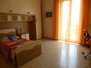 2 camere singole per studentesse