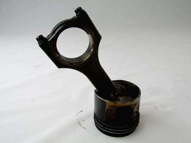 11258580699 PISTONE BIELLA MOTORE BMW SERIE 5 525XD SW F11 2.0 D 160KW 4X4 AUT 5P (2016) RICAMBIO USATO 11247807345