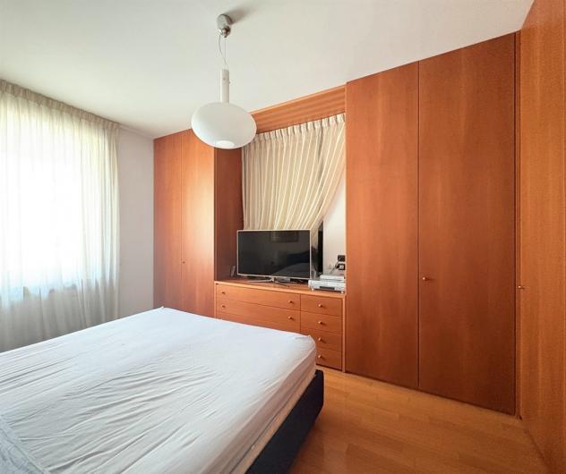 Eleganza e prestigio nel cuore di Alba - Foto 11