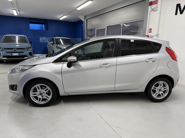 Ford Fiesta 5p 1.4 Titanium Gpl 92cv - Foto 4