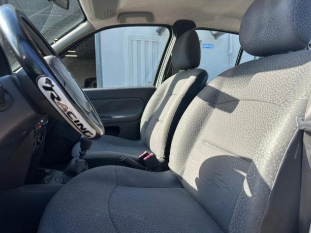 RENAULT Clio 1.2 16V 5 porte Confort rif. 23630301 - Foto 5