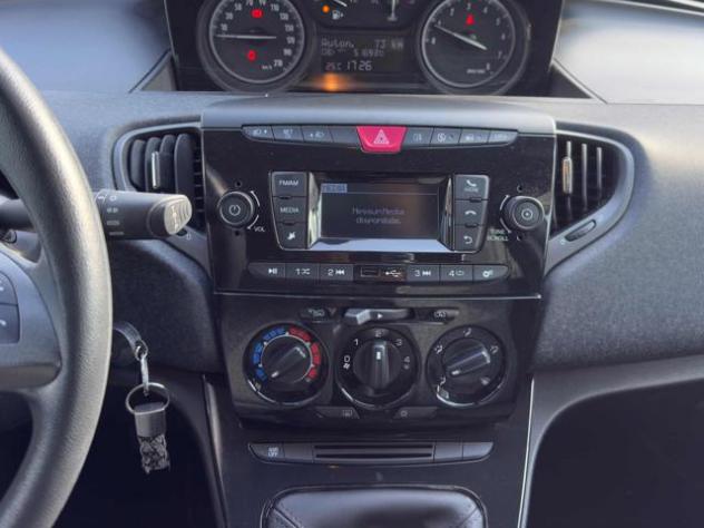 LANCIA Ypsilon 1.2 69 CV 5 porte Platinum rif. 23992034 - Foto 10