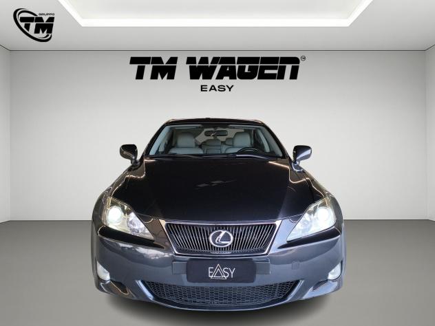 Lexus IS 220d MC Luxury - Foto 2