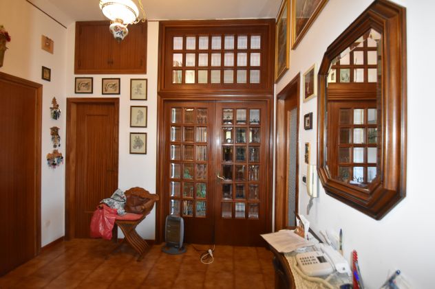 Ampio appartamento di 120 mq con cantina - Foto 8