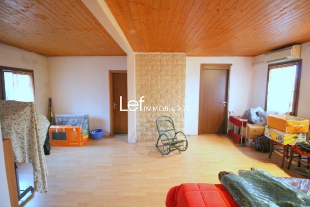 CASA AFFIANCATA di 10 vani e di 349 mq (VALDOBBIADENE) rif. LC60_5 - Foto 12