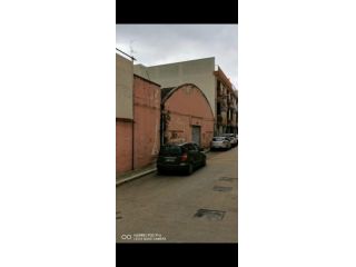 Capannone nel quartiere del pittore