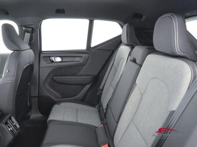 VOLVO XC40 B3 Mild hybrid Benzina Plus Dark rif. 23734755 - Foto 10