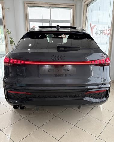 Audi Q5 Spb Identity black S line edition Tronic 204cv km0 |tetto+matrix+r21?+sedili in pelle| - Foto 5
