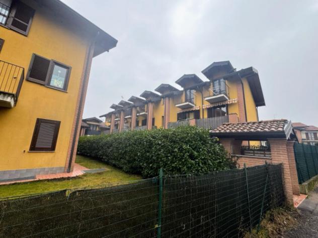 Appartamento di 82 m² con 3 locali in vendita a Lozza - Foto 3