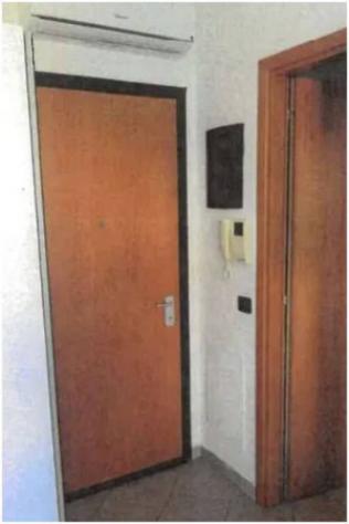 Immobile in asta di 50 m², box auto in vendita a Prato - Foto 3