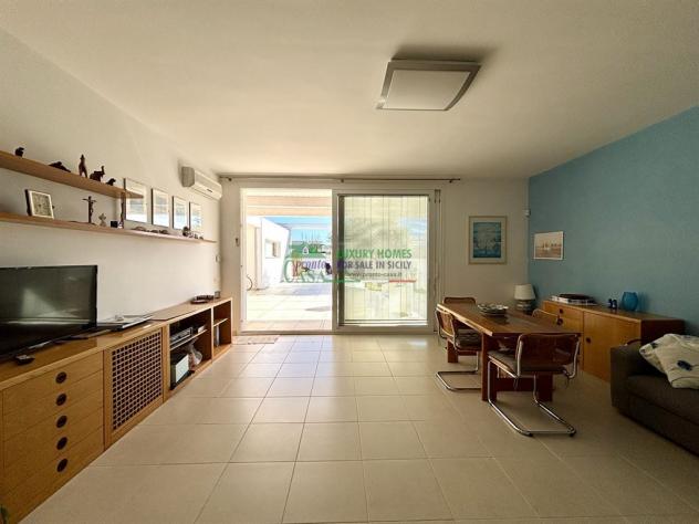 Rif. 2480 - Villa a schiera con verande e giardino a Marina di Ragusa - Foto 8