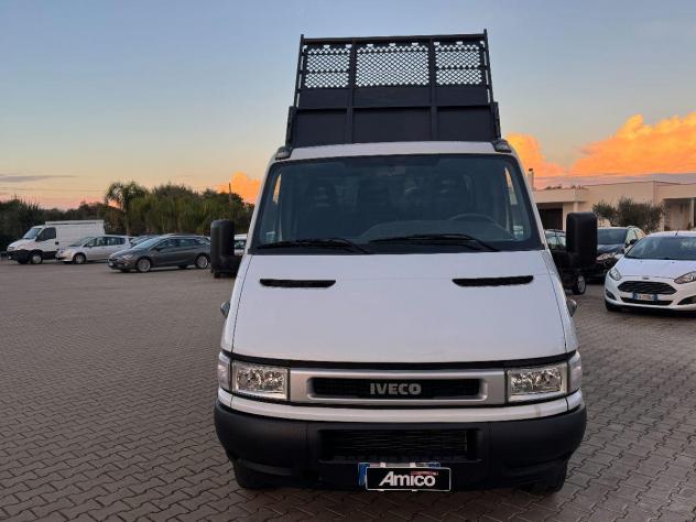 IVECO Daily 35C12 RIBALTABILE TRILATERALE NO IVA - Foto 2
