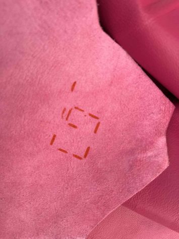 A28 Pelle fucsia per artigianato - Foto 3