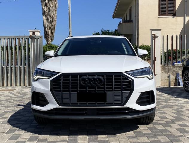 Audi Q3 Business 2.0 TDI 150CV 35 - Foto 2