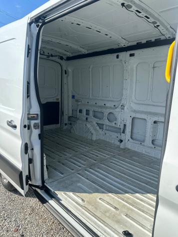 Ford Transit 330 2.0TDCi EcoBlue 130CV PL-TM-DC Furgone Trend - Foto 9