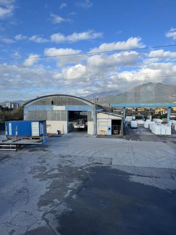 Capannone artigianale in vendita a Massa 8500 mq Rif: 1383900 - Foto 9