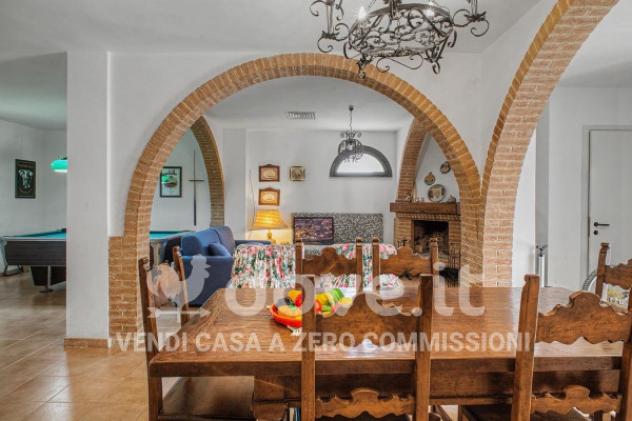 Villa di 156 m² con 4 locali in vendita a Bernalda