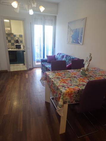 Milano - Via Rembrant 27ottimo appartamento -in locazione . mq 65 bilocale ristrutturato - euro 1200 comprese le spese . 3384983769 - 3337486559 insta