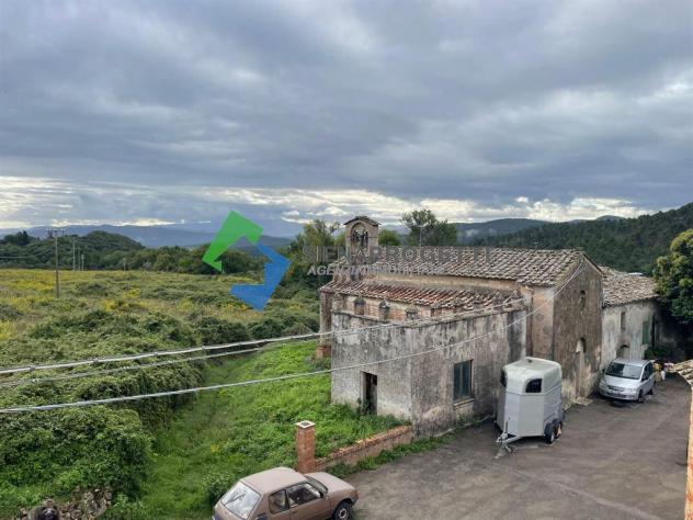Terra-tetto in pietra e magazzino indipendente nell’antico borgo di Tocchi, Monticiano, Siena. - Foto 9