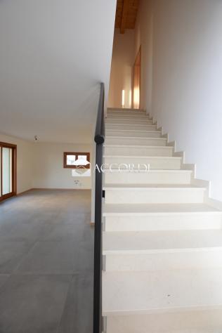BIFAMILIARE di 6 vani e di 280 mq (TREVIGNANO) rif. RB639 - Foto 5