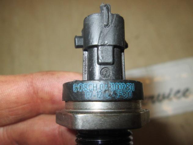 0231002801 SENSORE DI PRESSIONE TUBO INIEZIONE RAIL RENAULT ESPACE 2.0 D 110KW 6M 5P (2008) RICAMBIO USATO BOSCH 25800 - Foto 2
