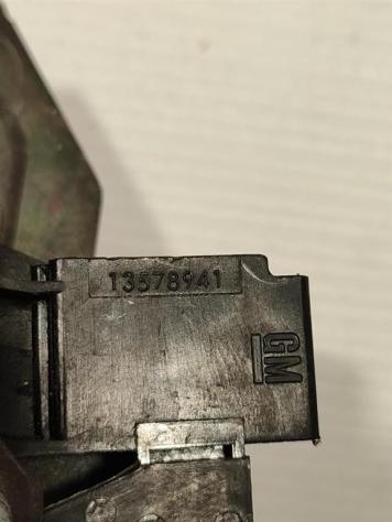SERRATURA PORTELLONE POSTERIORE OPEL Astra J 13578941 (09) - Foto 3