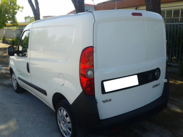 Fiat Doblo 1.4 T-Jet Nat.Pow. PC-TN Lamierato SX - Foto 3