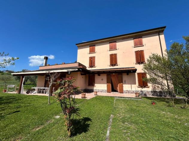 Singola in vendita a Alta Val Tidone