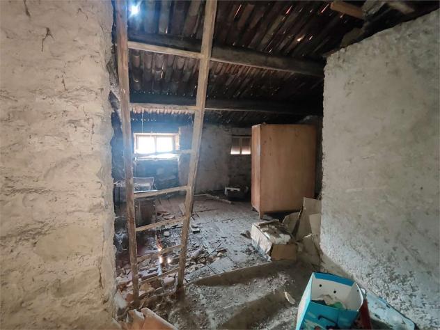 V000486 - CASA TERRACIELO DA RISTRUTTURARE - Foto 18