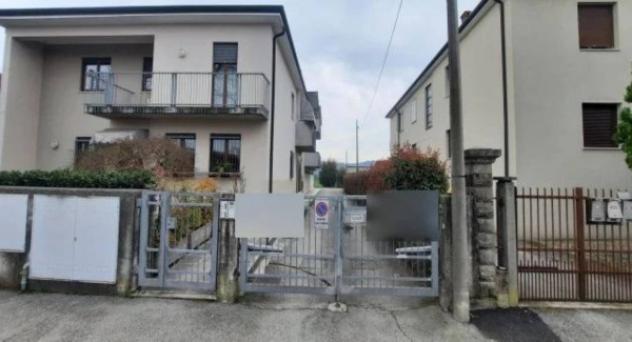 Immobile in asta di 131 m², box auto in vendita a Vicenza - Foto 2