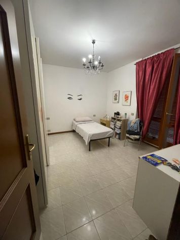Libera dal 1 novembre camera via sicilia si studente/sait 340+sp 43434320640 - Foto 3
