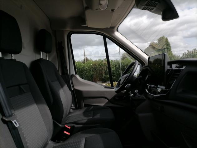 Ford Transit 350 fwd 2.0 ecoblue 130cv trend L2H2 - Foto 6