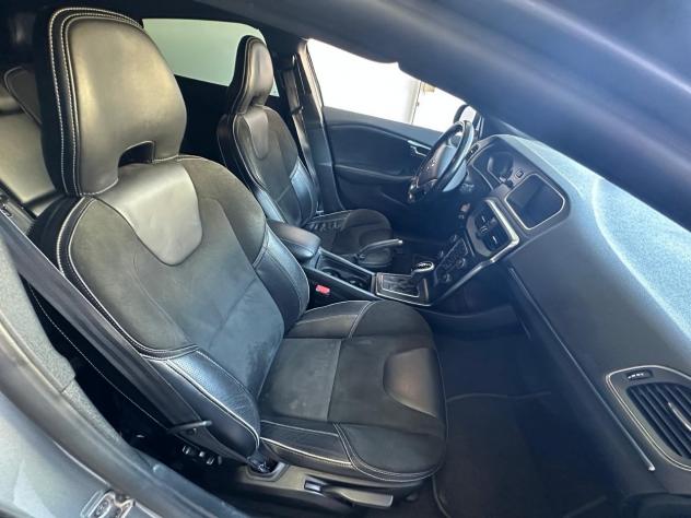 Volvo V40 2.0 d4 R-design Momentum 190cv geartronic my17 - Foto 9