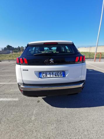 Peugeot 3008 BlueHDi 130 EAT8 Allure 2020 - Foto 6