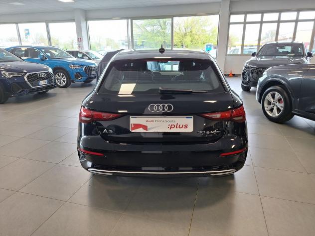 Audi A3 Sportback 30 g-tron S tronic Business Advanced - Foto 5