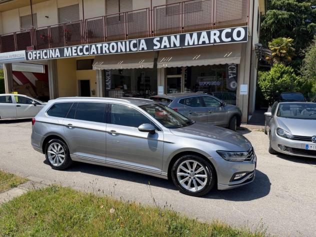 VOLKSWAGEN - Passat Variant - Passat Var. 1.6 TDI DSG Comfortline BMT