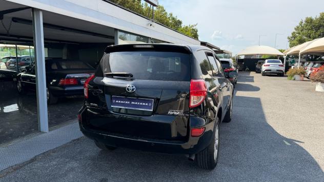 Toyota RAV 4 RAV4 2.2 D-4D 136 CV Luxury - Foto 9