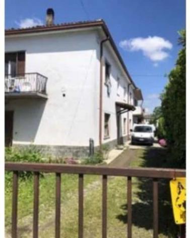 Immobile in asta di 240 m² con più di 5 locali e box auto doppio in vendita a Corana - Foto 4