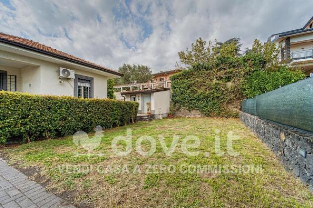 Villa di 160 m² con 5 locali e posto auto in vendita a Mascalucia - Foto 3