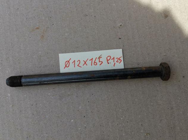 Perno asse forcellone ø12 L165 M12 P1,25