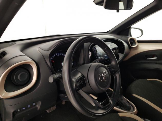 Toyota Aygo X 1.0B (72 CV) Trend Air S-CVT - Foto 8