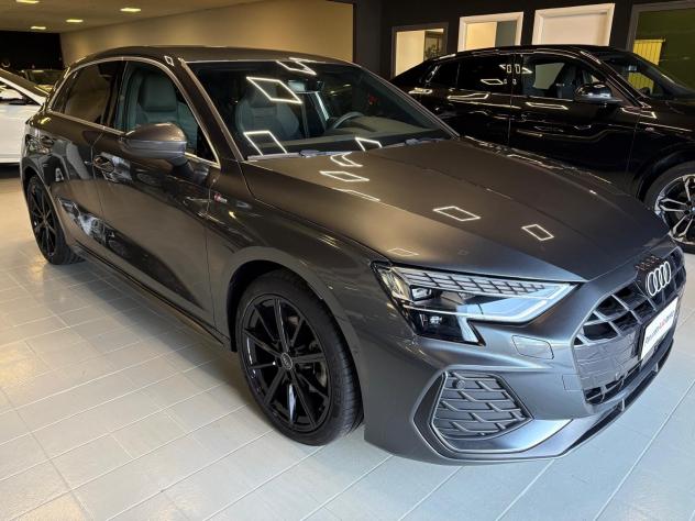 AUDI A3 4ª serie A3 SPB TDI 110 kW S tronic S line edition